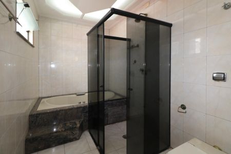 Casa à venda com 158m², 3 quartos e 1 vaga Casa à venda com 158m², 3 quartos e 1 vagaBanheiro da Suíte