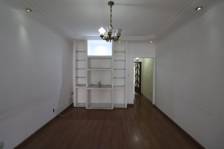 Casa à venda com 158m², 3 quartos e 1 vaga Casa à venda com 158m², 3 quartos e 1 vagaSala