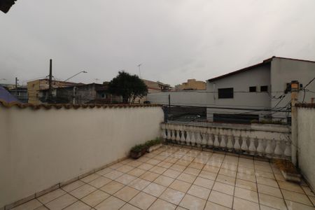 Casa à venda com 158m², 3 quartos e 1 vaga Casa à venda com 158m², 3 quartos e 1 vagaVaranda