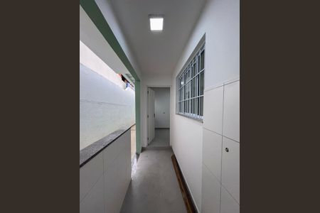 Casa de condomínio para alugar com 38m², 1 quarto e sem vaga Casa de condomínio para alugar com 38m², 1 quarto e sem vagaEntrada