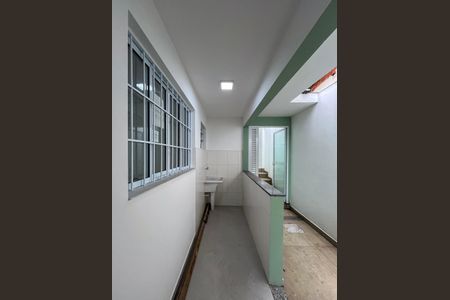 Casa de condomínio para alugar com 38m², 1 quarto e sem vaga Casa de condomínio para alugar com 38m², 1 quarto e sem vagaÁrea de Serviço