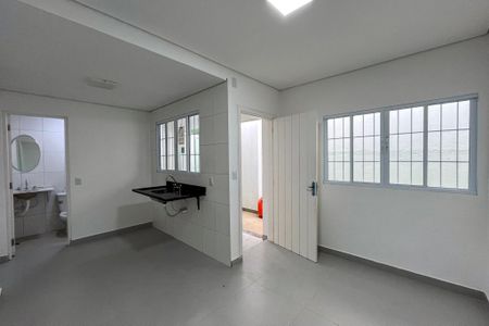 Cozinha de casa de condomínio para alugar com 1 quarto, 38m² em Cursino, São Paulo