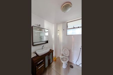 Apartamento à venda com 205m², 4 quartos e 2 vagas Apartamento à venda com 205m², 4 quartos e 2 vagasBanheiro