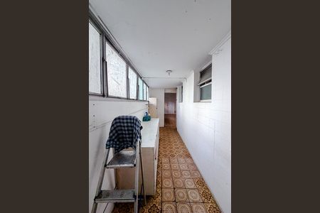 Apartamento à venda com 205m², 4 quartos e 2 vagas Apartamento à venda com 205m², 4 quartos e 2 vagasÁrea de Serviço