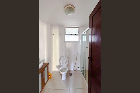 Apartamento à venda com 205m², 4 quartos e 2 vagas Apartamento à venda com 205m², 4 quartos e 2 vagasBanheiro
