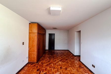 Apartamento à venda com 205m², 4 quartos e 2 vagas Apartamento à venda com 205m², 4 quartos e 2 vagasQuarto 4 - Suíte