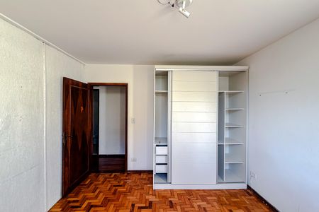 Apartamento à venda com 205m², 4 quartos e 2 vagas Apartamento à venda com 205m², 4 quartos e 2 vagasQuarto 2