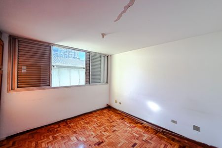 Apartamento à venda com 205m², 4 quartos e 2 vagas Apartamento à venda com 205m², 4 quartos e 2 vagasQuarto 3