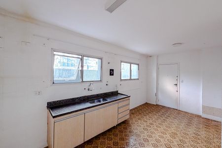 Apartamento à venda com 205m², 4 quartos e 2 vagas Apartamento à venda com 205m², 4 quartos e 2 vagasCozinha