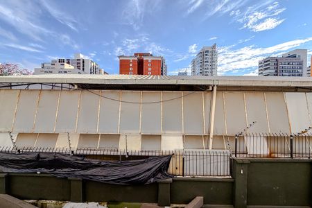 Apartamento à venda com 205m², 4 quartos e 2 vagas Apartamento à venda com 205m², 4 quartos e 2 vagasVista do Quarto 1