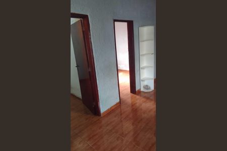 Casa para alugar com 100m², 2 quartos e 2 vagas Casa para alugar com 100m², 2 quartos e 2 vagasQuarto