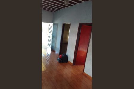 Casa para alugar com 100m², 2 quartos e 2 vagas Casa para alugar com 100m², 2 quartos e 2 vagasQuarto