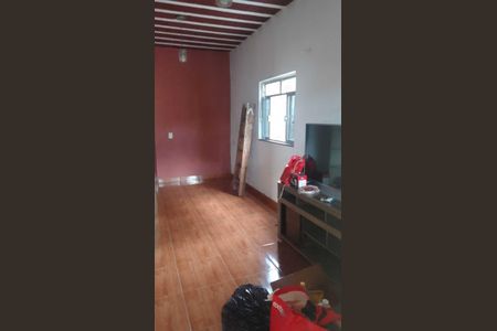 Casa para alugar com 100m², 2 quartos e 2 vagas Casa para alugar com 100m², 2 quartos e 2 vagasSala