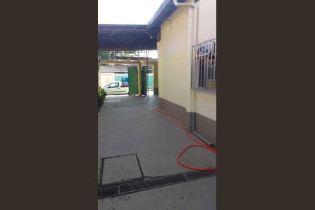 Casa para alugar com 100m², 2 quartos e 2 vagas Casa para alugar com 100m², 2 quartos e 2 vagasÁrea externa