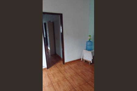 Casa para alugar com 100m², 2 quartos e 2 vagas Casa para alugar com 100m², 2 quartos e 2 vagasQuarto