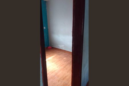 Casa para alugar com 100m², 2 quartos e 2 vagas Casa para alugar com 100m², 2 quartos e 2 vagasQuarto