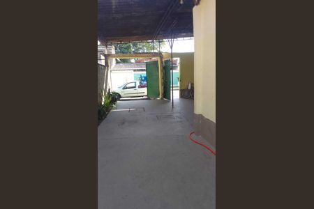 Casa para alugar com 100m², 2 quartos e 2 vagas Casa para alugar com 100m², 2 quartos e 2 vagasÁrea externa