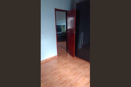 Casa para alugar com 100m², 2 quartos e 2 vagas Casa para alugar com 100m², 2 quartos e 2 vagasQuarto