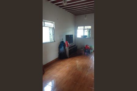 Sala de casa para alugar com 2 quartos, 100m² em Parque Paulista, Duque de Caxias