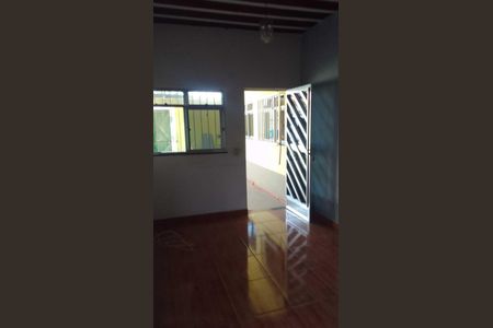 Casa para alugar com 100m², 2 quartos e 2 vagas Casa para alugar com 100m², 2 quartos e 2 vagasQuarto