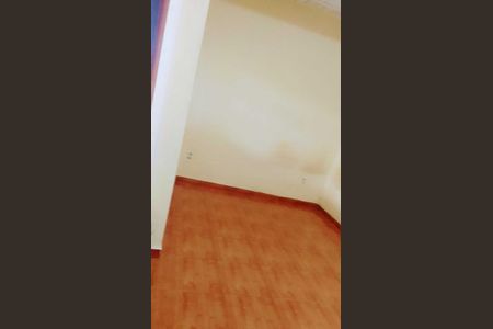 Casa para alugar com 100m², 2 quartos e 2 vagas Casa para alugar com 100m², 2 quartos e 2 vagasQuarto