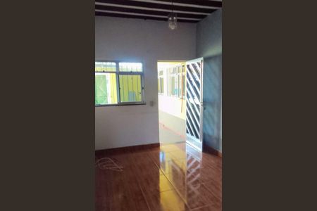 Casa para alugar com 100m², 2 quartos e 2 vagas Casa para alugar com 100m², 2 quartos e 2 vagasQuarto