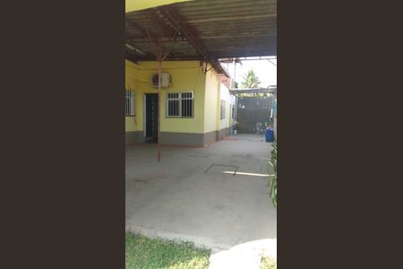 Casa para alugar com 100m², 2 quartos e 2 vagas Casa para alugar com 100m², 2 quartos e 2 vagasÁrea externa