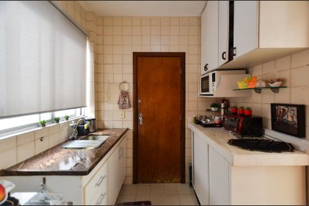Apartamento à venda com 9572m², 3 quartos e 1 vaga Apartamento à venda com 9572m², 3 quartos e 1 vagaCozinha