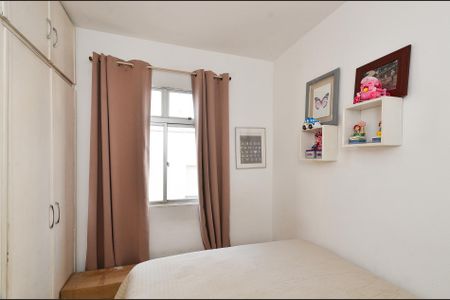 Apartamento à venda com 9572m², 3 quartos e 1 vaga Apartamento à venda com 9572m², 3 quartos e 1 vagaQuarto 2