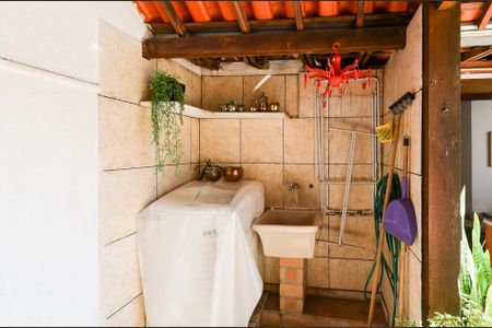 Apartamento à venda com 9572m², 3 quartos e 1 vaga Apartamento à venda com 9572m², 3 quartos e 1 vagaArea serviço