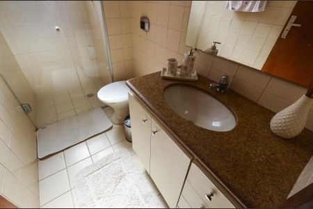 Apartamento à venda com 9572m², 3 quartos e 1 vaga Apartamento à venda com 9572m², 3 quartos e 1 vagaBanheiro social