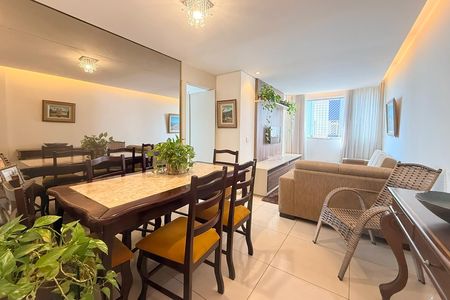Sala de apartamento à venda com 3 quartos, 68m² em Santa Efigênia, Belo Horizonte