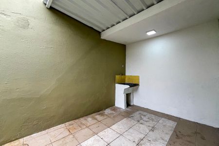 Casa de condomínio para alugar com 45m², 1 quarto e sem vaga Casa de condomínio para alugar com 45m², 1 quarto e sem vagaÁrea de Serviço