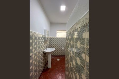 Banheiro  de casa de condomínio para alugar com 1 quarto, 45m² em Vila Moraes, São Paulo