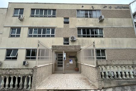 Apartamento para alugar com 92m², 3 quartos e 1 vaga Apartamento para alugar com 92m², 3 quartos e 1 vagaFachada