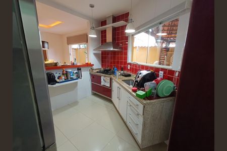 Casa para alugar com 220m², 3 quartos e 1 vaga Casa para alugar com 220m², 3 quartos e 1 vagaCozinha