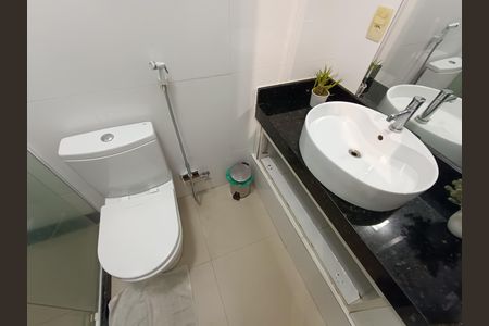 Casa para alugar com 220m², 3 quartos e 1 vaga Casa para alugar com 220m², 3 quartos e 1 vagaBanheiro da Suíte 2