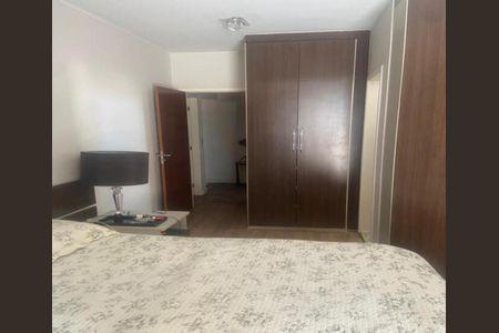 Casa para alugar com 220m², 3 quartos e 1 vaga