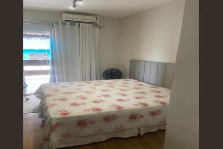 Casa para alugar com 220m², 3 quartos e 1 vaga