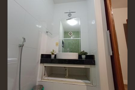 Casa para alugar com 220m², 3 quartos e 1 vaga Casa para alugar com 220m², 3 quartos e 1 vagaBanheiro da Suíte 2