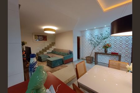 SALA de casa para alugar com 3 quartos, 220m² em Glória, Macaé