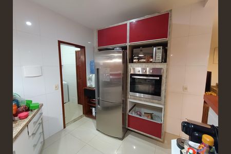 Casa para alugar com 220m², 3 quartos e 1 vaga Casa para alugar com 220m², 3 quartos e 1 vagaCozinha