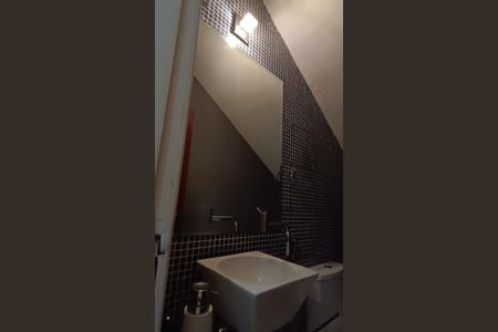Casa para alugar com 220m², 3 quartos e 1 vaga Casa para alugar com 220m², 3 quartos e 1 vagaLavabo