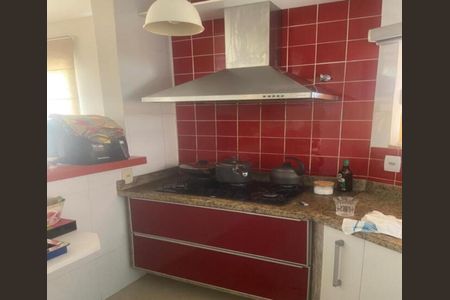 Casa para alugar com 220m², 3 quartos e 1 vaga