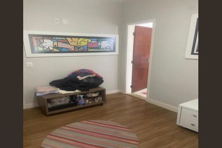 Casa para alugar com 220m², 3 quartos e 1 vaga