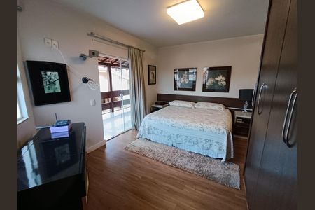 Casa para alugar com 220m², 3 quartos e 1 vaga Casa para alugar com 220m², 3 quartos e 1 vagaSuíte
