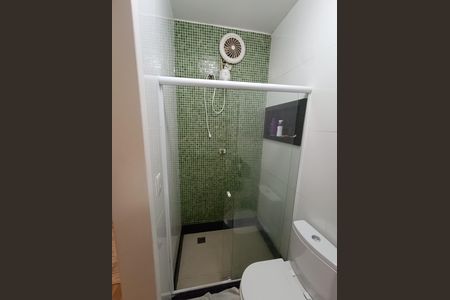 Casa para alugar com 220m², 3 quartos e 1 vaga Casa para alugar com 220m², 3 quartos e 1 vagaBanheiro da Suíte 2