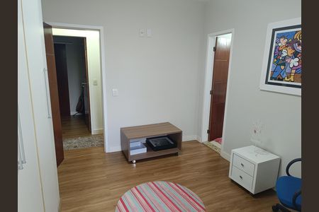 Casa para alugar com 220m², 3 quartos e 1 vaga Casa para alugar com 220m², 3 quartos e 1 vagaSuíte 3