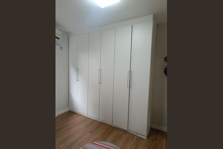 Casa para alugar com 220m², 3 quartos e 1 vaga Casa para alugar com 220m², 3 quartos e 1 vagaSuíte 3