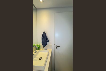 Apartamento à venda com 131m², 3 quartos e 2 vagas Apartamento à venda com 131m², 3 quartos e 2 vagasBanheiro da Suíte 3